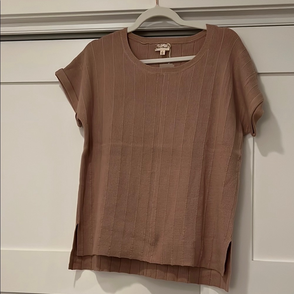 Hem & Thread Brown Relaxed Ribbed Tee NWT Size Large
